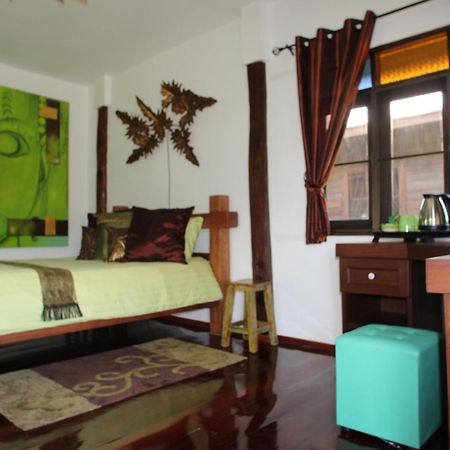 Kalaka Homestay Ban Ban San Sai Exterior foto